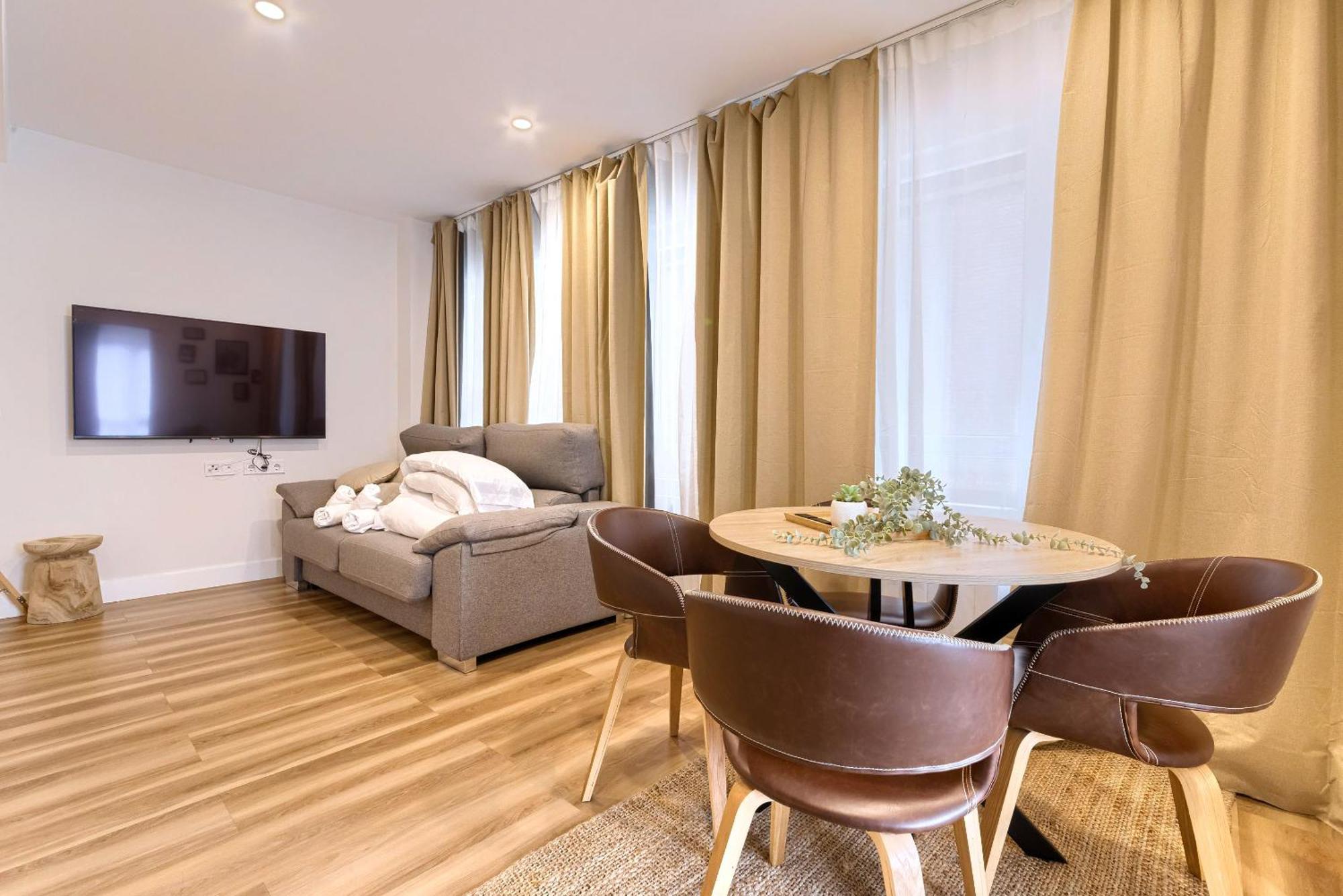 Deustown Apartamentos Bilbao Bagian luar foto