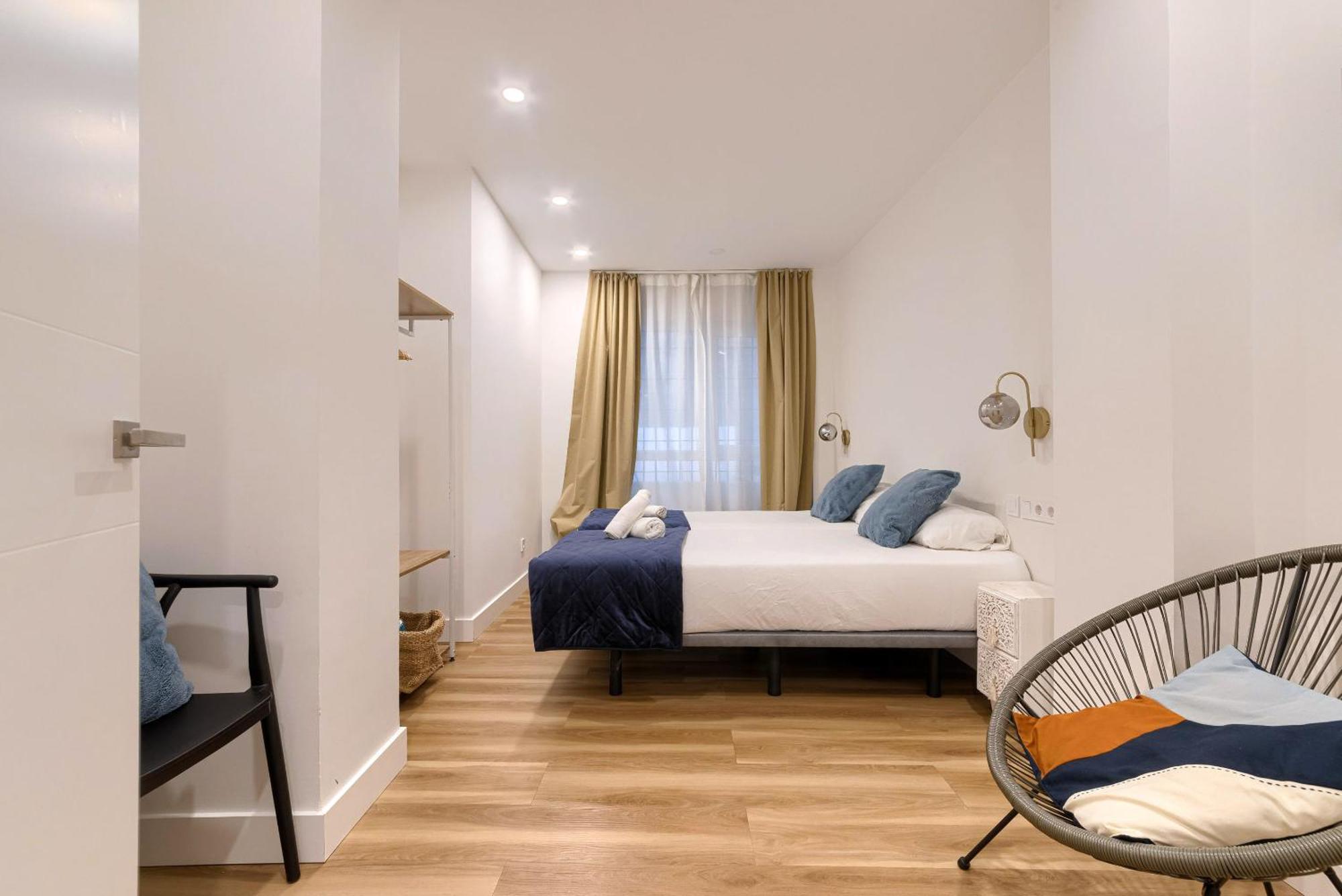 Deustown Apartamentos Bilbao Bagian luar foto